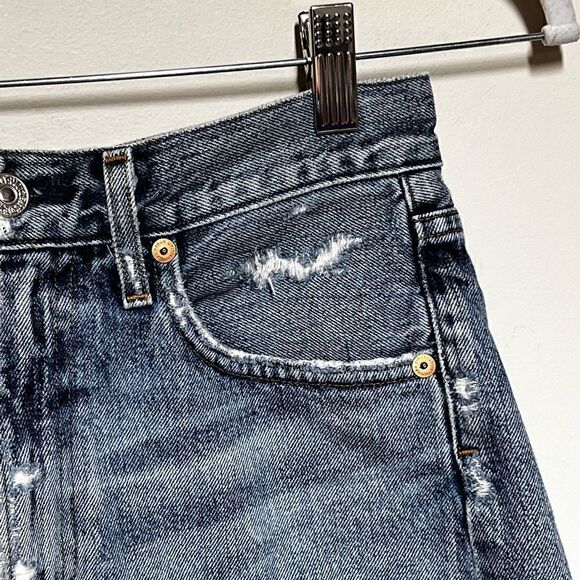 Free People We The Free Loving Good Vibrations Distressed Denim Shorts Sz 25 - Picture 5 of 7